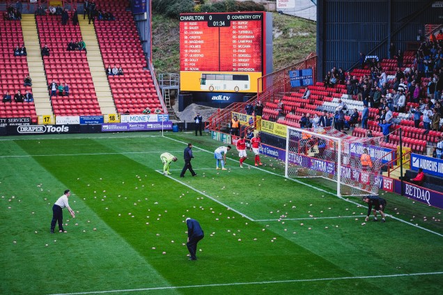 Plastic Pig Protest at the Valley October 2016