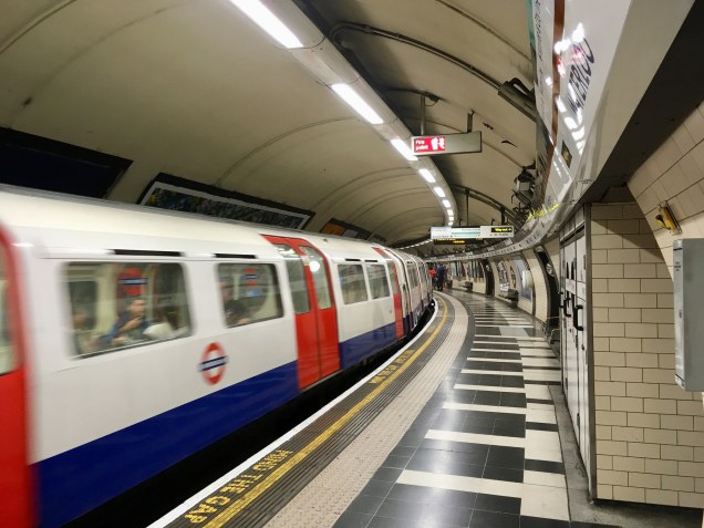 Waterloo Bakerloo line platforms