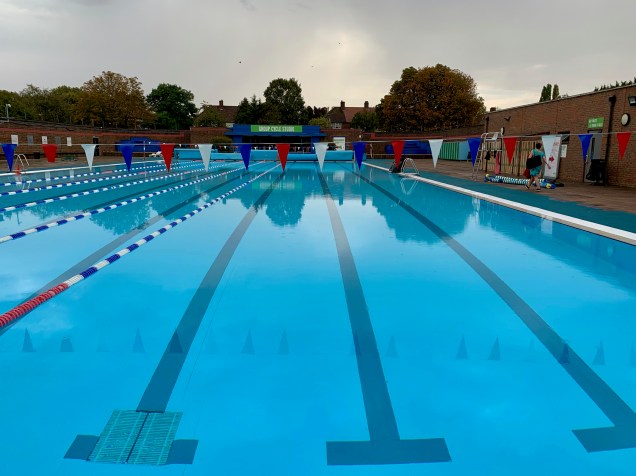 Charlton Lido pool