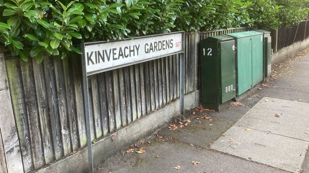 Kinveachy Gardens street sign