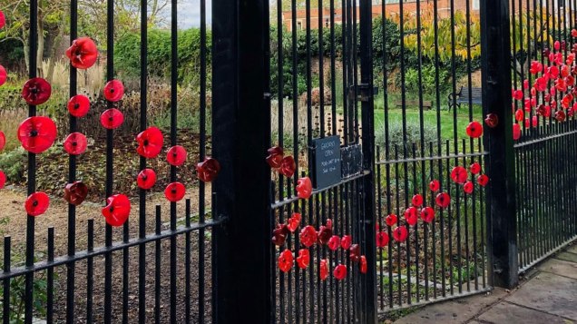 Charlton House poppy gates