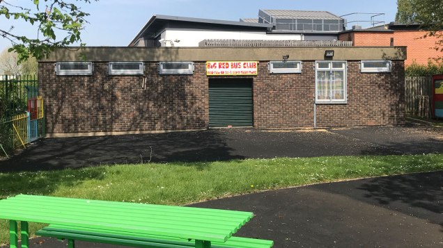 Big Red Bus Club, Charlton